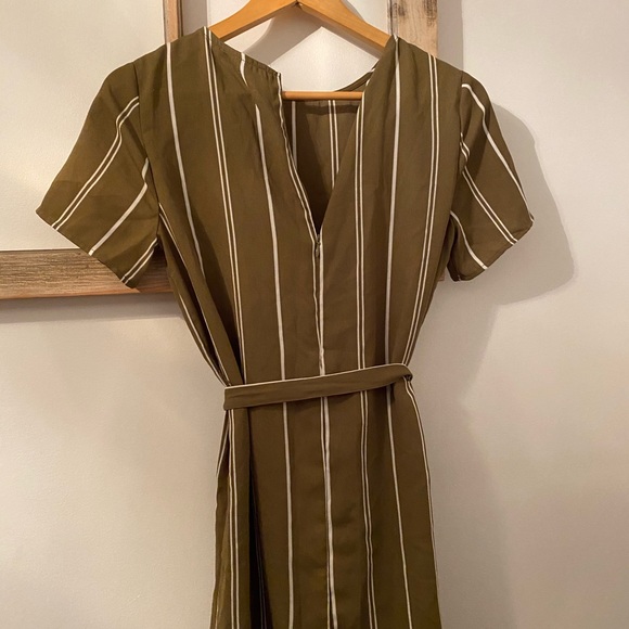 Stripped dress - Picture 7 of 8